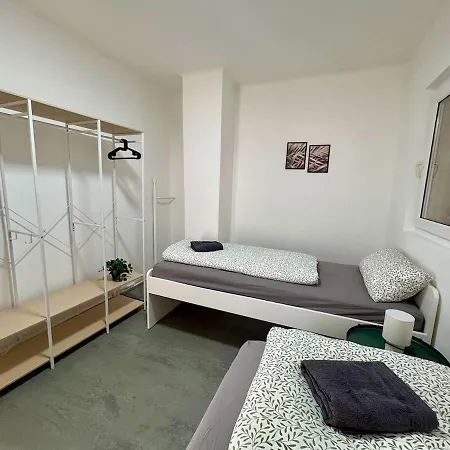 Appartement Modern 2 For Fitters And Tradespeople *